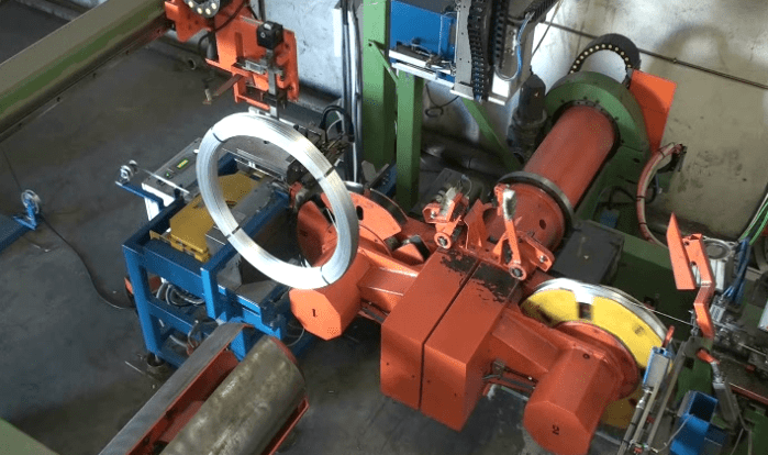 Automatic wire coiler1